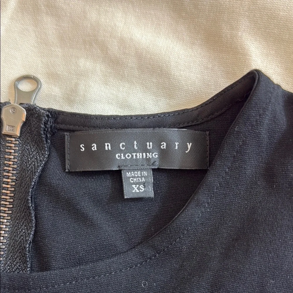 Sanctuary Black and White Striped Sleeveless Dress Size‎ XS
